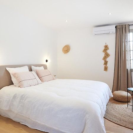 Pézenas Maison 1634 - Climatisation, Piscine, Parking, Centre Ville, Petit-Dejeuner Compris מראה חיצוני תמונה