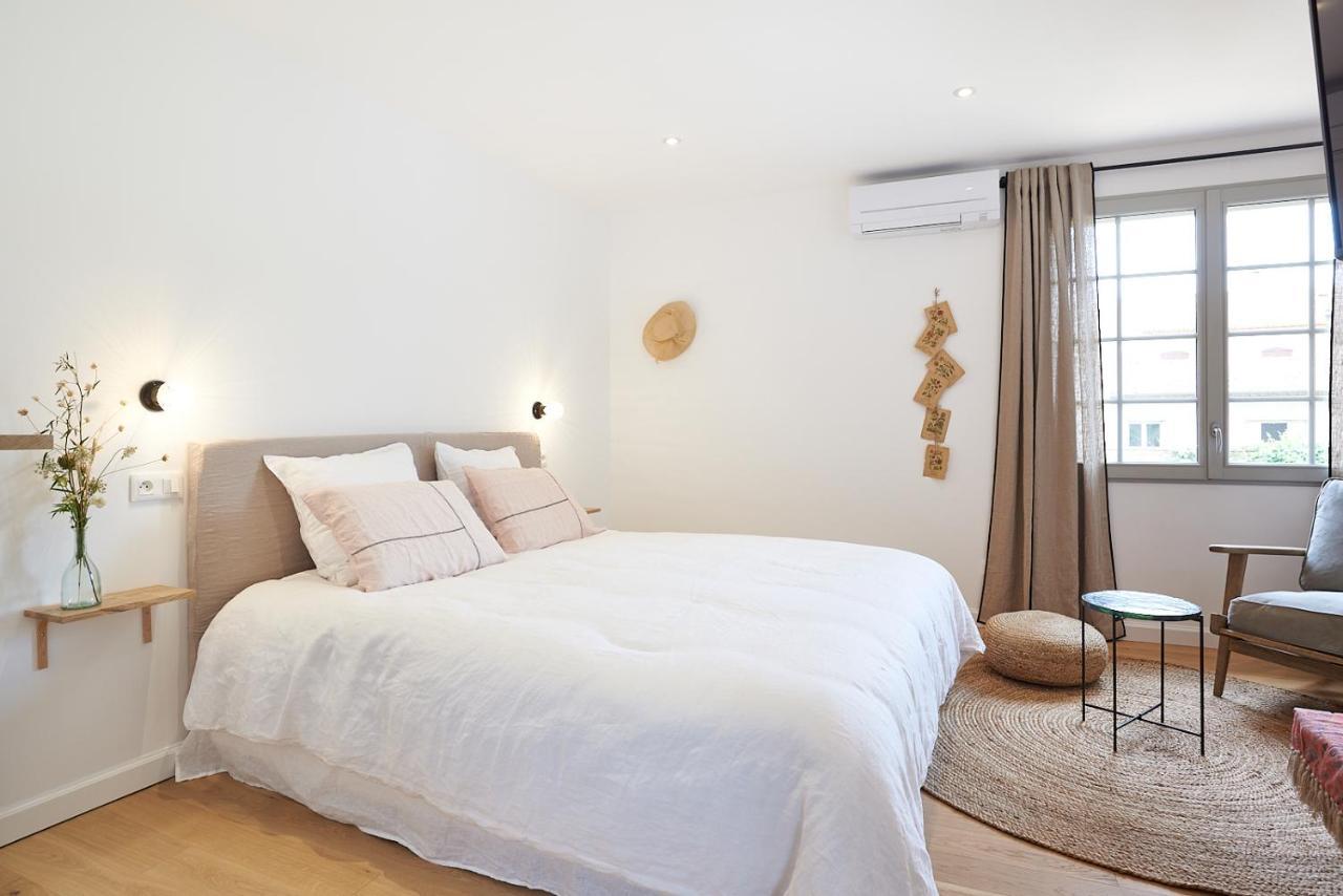 Pézenas Maison 1634 - Climatisation, Piscine, Parking, Centre Ville, Petit-Dejeuner Compris מראה חיצוני תמונה