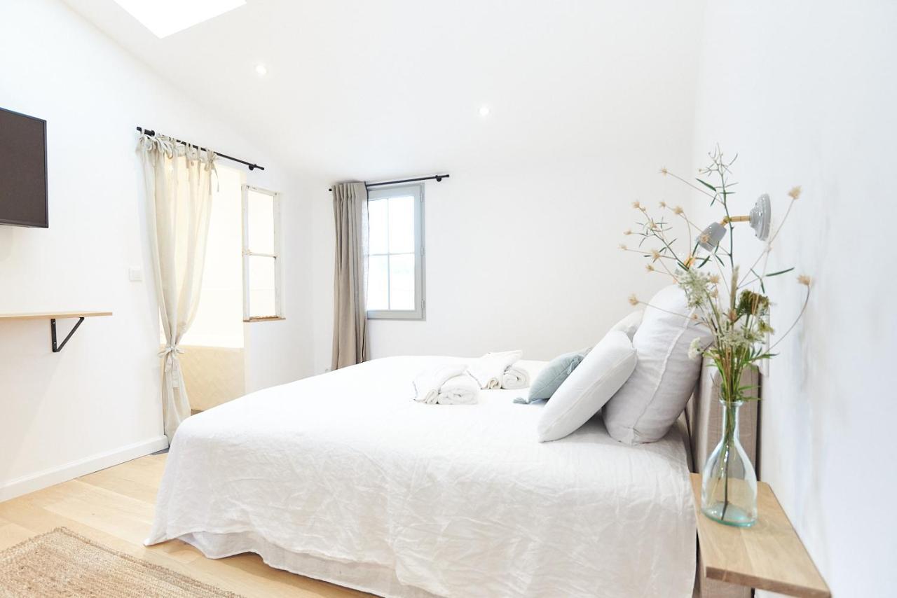 Pézenas Maison 1634 - Climatisation, Piscine, Parking, Centre Ville, Petit-Dejeuner Compris מראה חיצוני תמונה