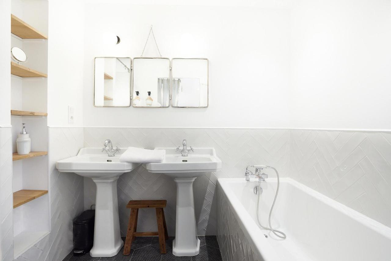 Pézenas Maison 1634 - Climatisation, Piscine, Parking, Centre Ville, Petit-Dejeuner Compris מראה חיצוני תמונה