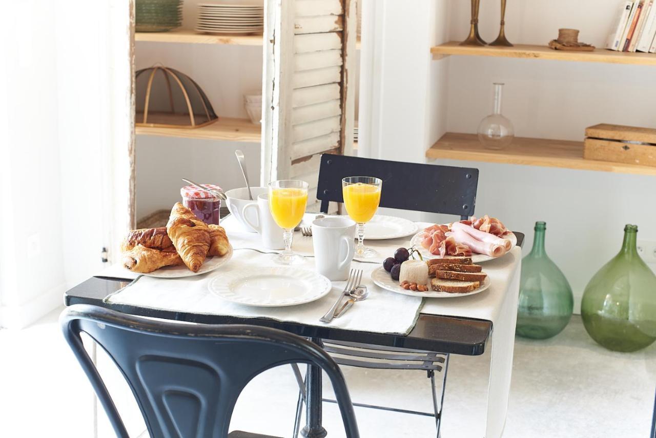 Pézenas Maison 1634 - Climatisation, Piscine, Parking, Centre Ville, Petit-Dejeuner Compris מראה חיצוני תמונה